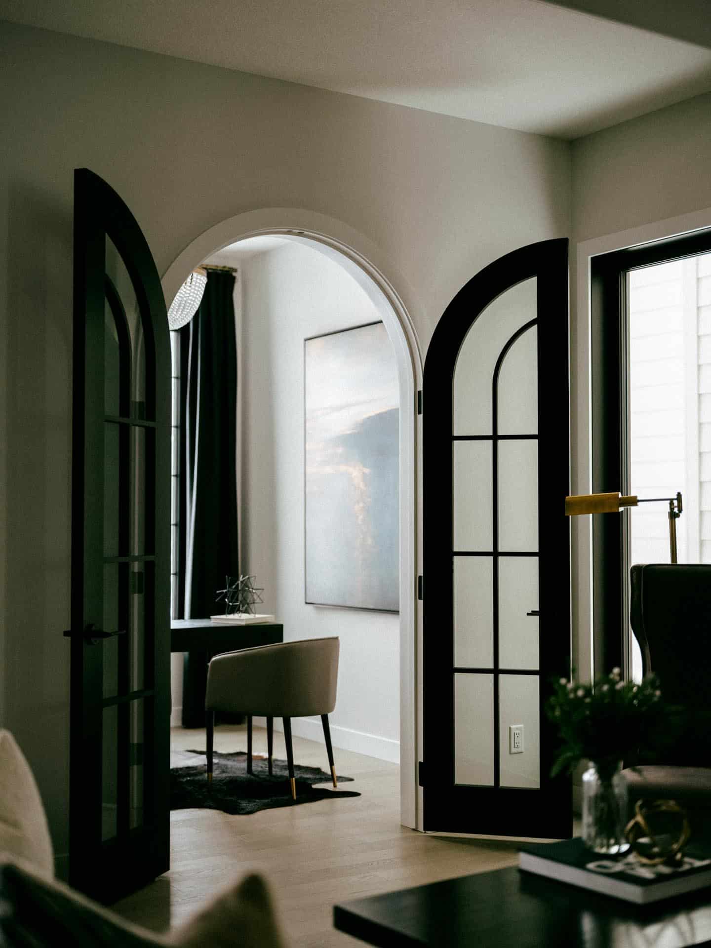 With Mikee Canasa's professional real estate services, he will help sell your home in Edmonton.